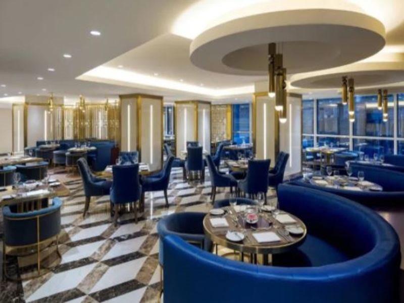 Sheraton Makkah Jabal Al Kaaba Hotel Mecca Exterior foto The interior of the restaurant