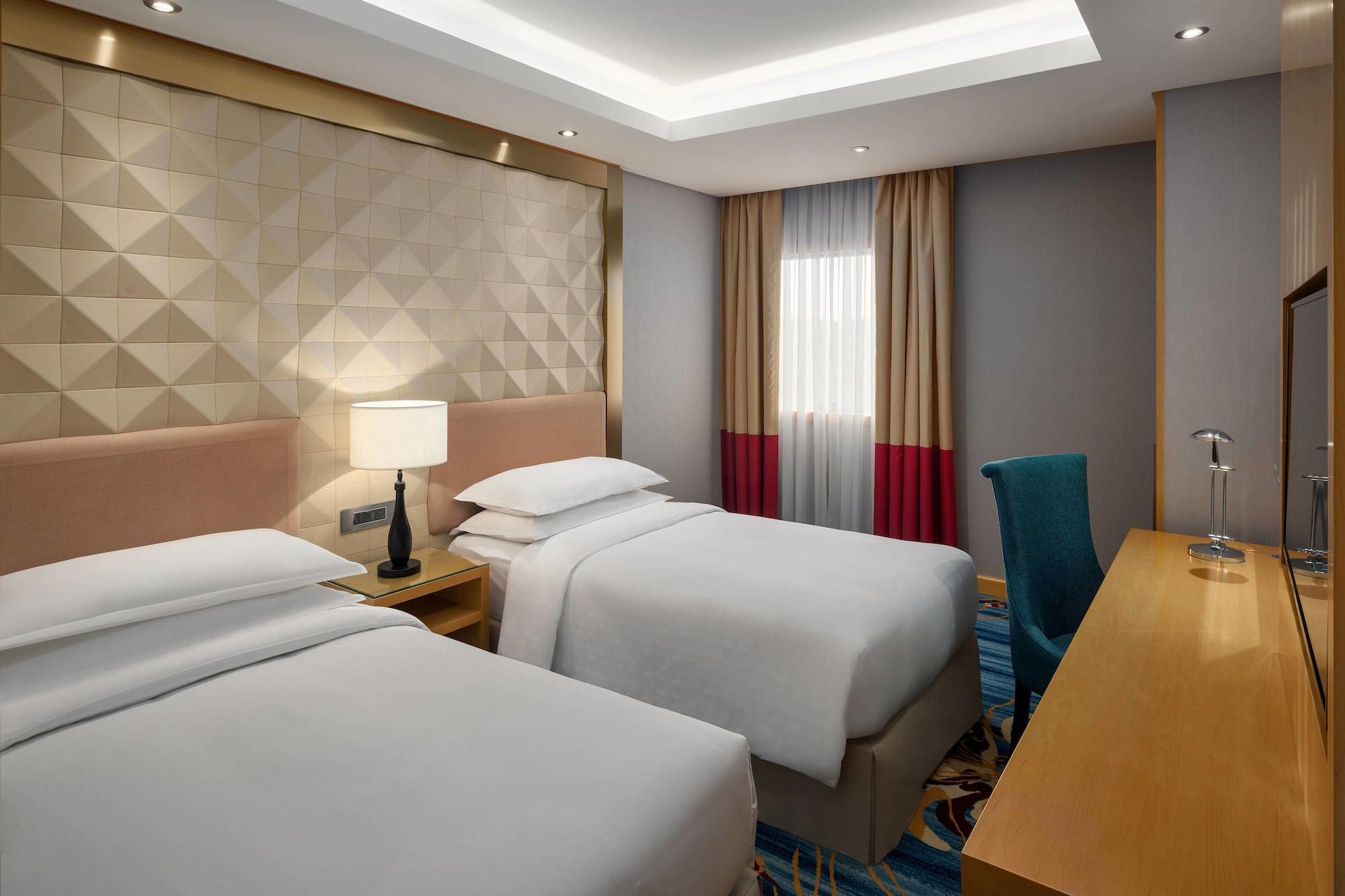Sheraton Makkah Jabal Al Kaaba Hotel Mecca Exterior foto A guest room at the hotel