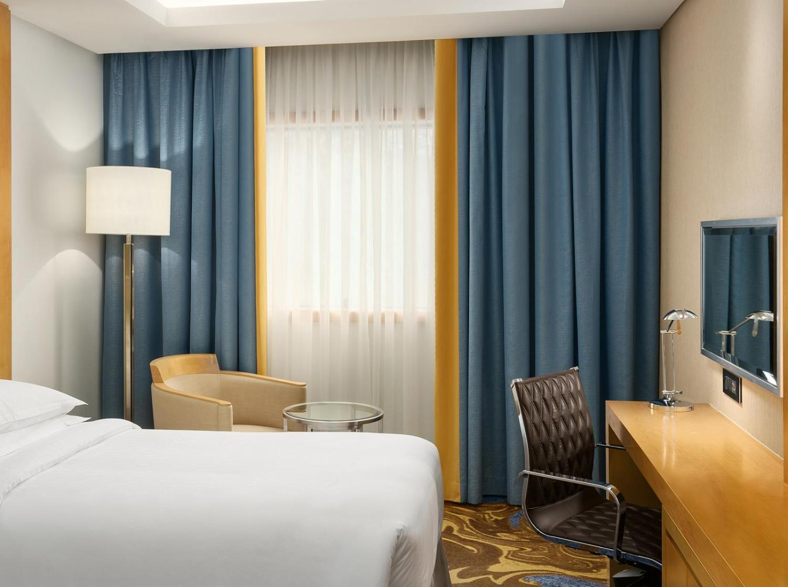 Sheraton Makkah Jabal Al Kaaba Hotel Mecca Exterior foto A room at the hotel