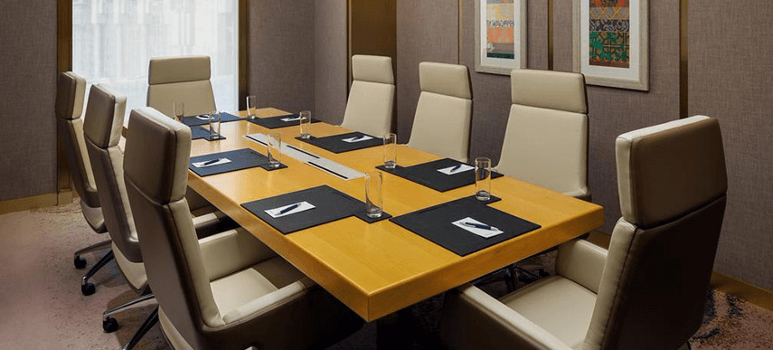 Sheraton Makkah Jabal Al Kaaba Hotel Mecca Exterior foto A boardroom table